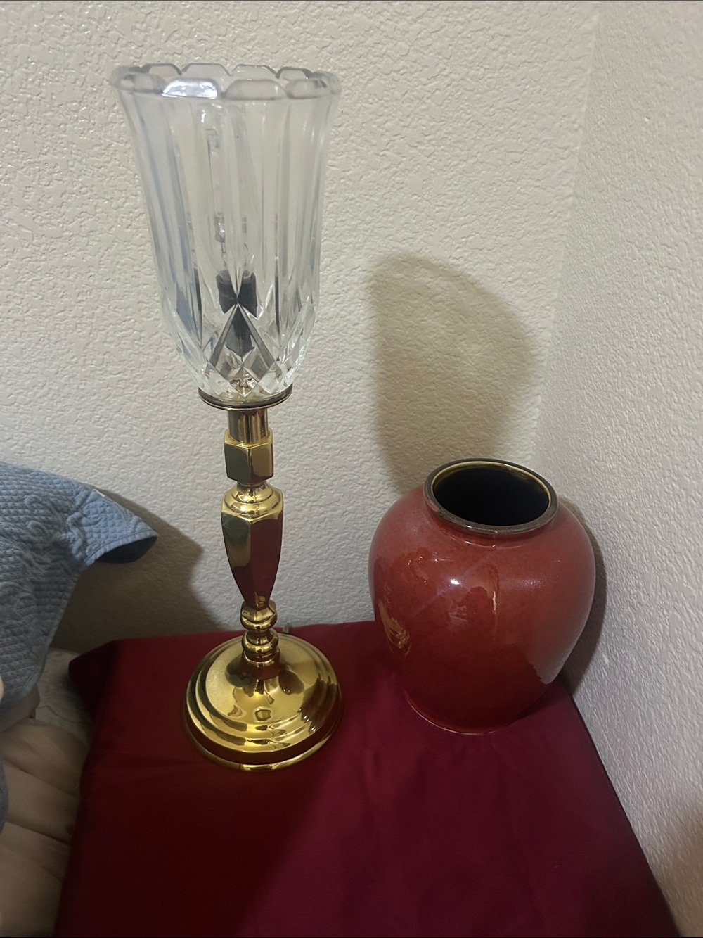 Pair of Brass Table Lamp with Clear Glass Shade - Elegant Home Accent - Picture 2 of 5
